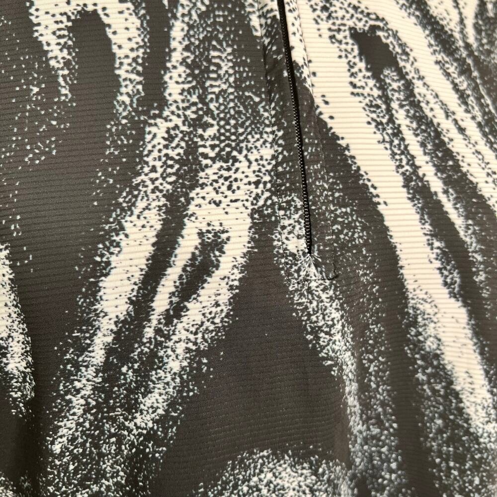 Sunsense by Jamie Sadock Pullover UPF Golf Mock Neck Tsunami Abstract Print Med - Picture 5 of 9